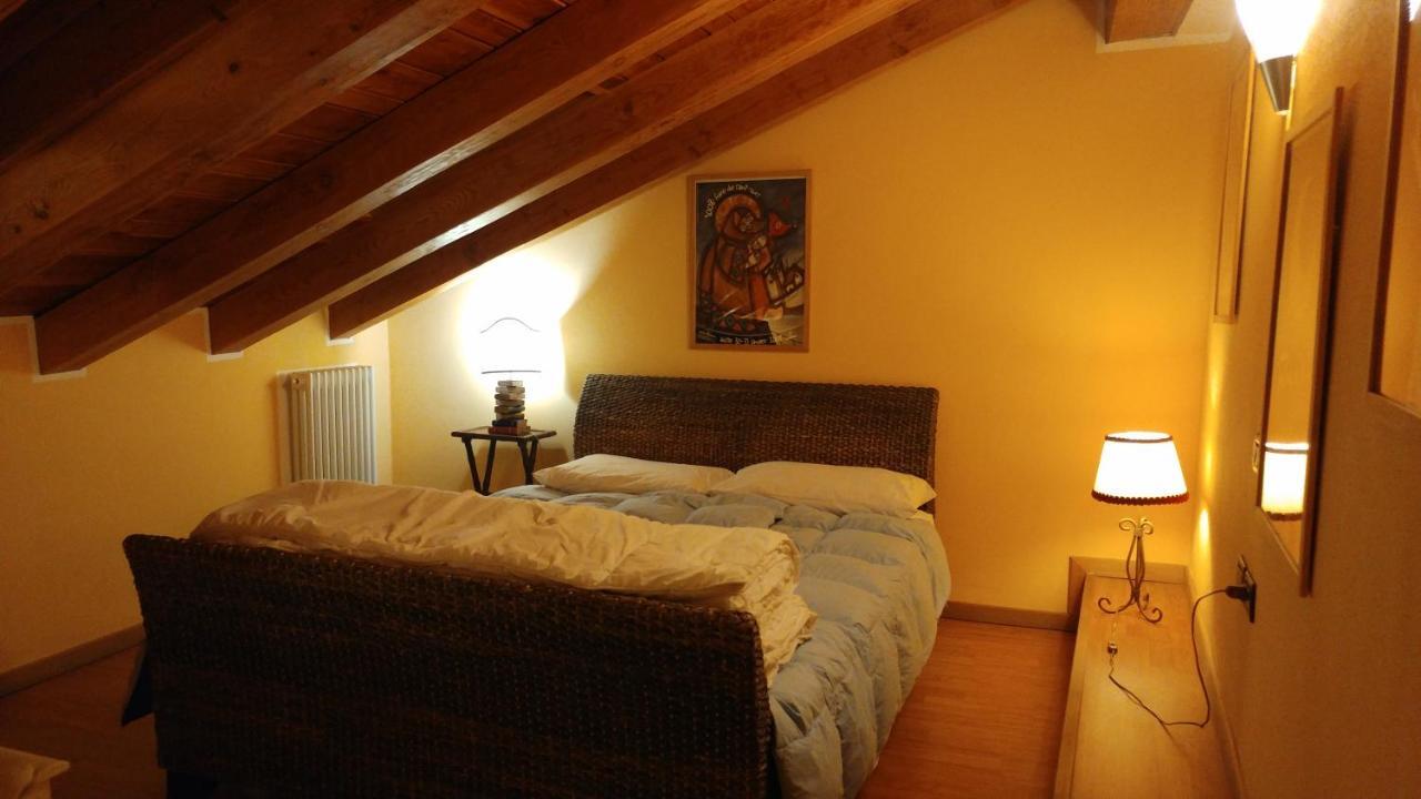 Casa De Giorgis Aparthotel Aosta Buitenkant foto